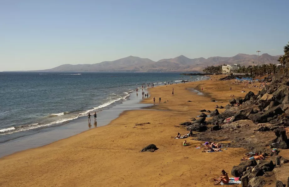 Playa Grande-strande i Puerto del Carmen