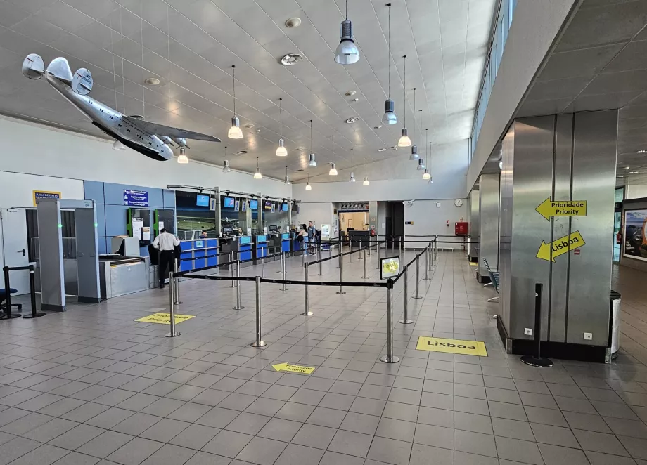 Check-in område, Horta Lufthavn