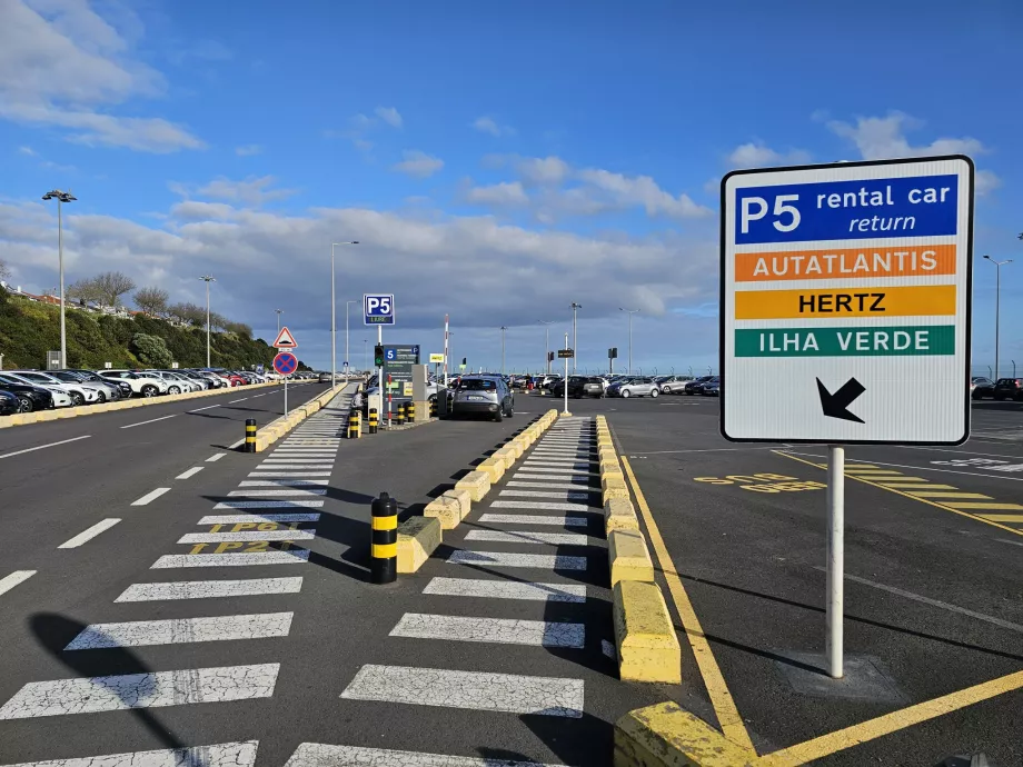 Parkeringsplads til biludlejning, Ponta Delgada lufthavn