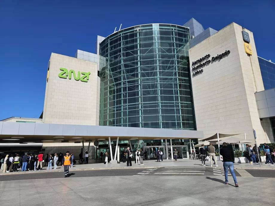 Terminal 1, Lissabon Lufthavn