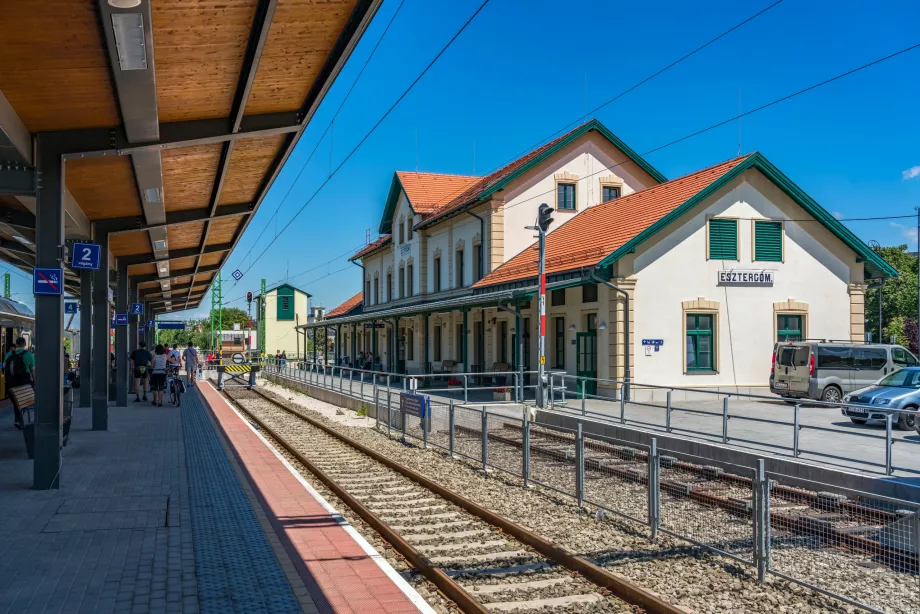 Esztergom jernbanestation