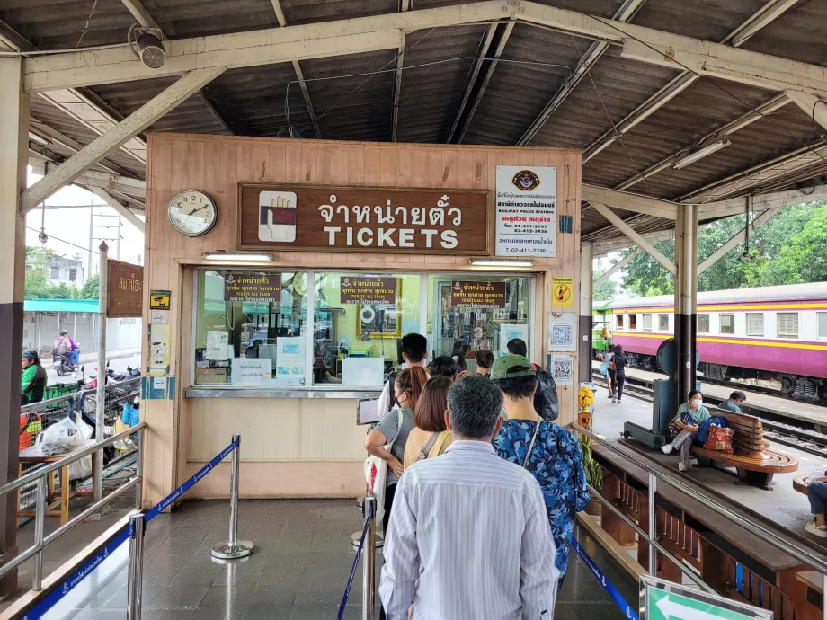 Billetkontor på Thonburi station