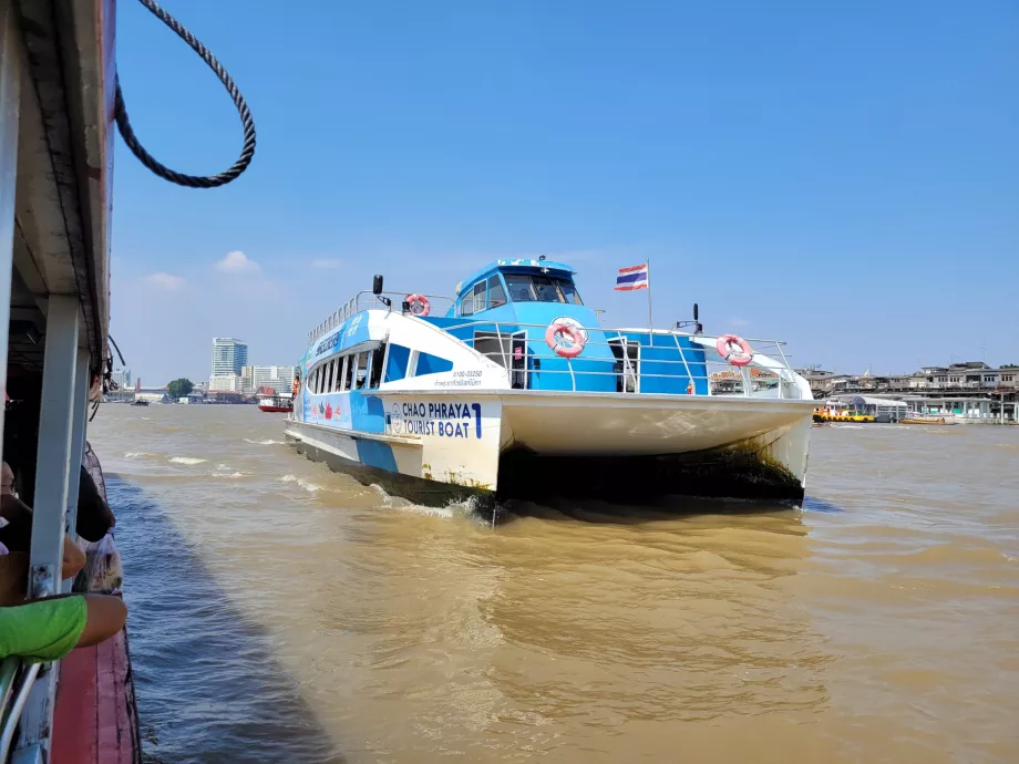 Chao Phraya turistbåd