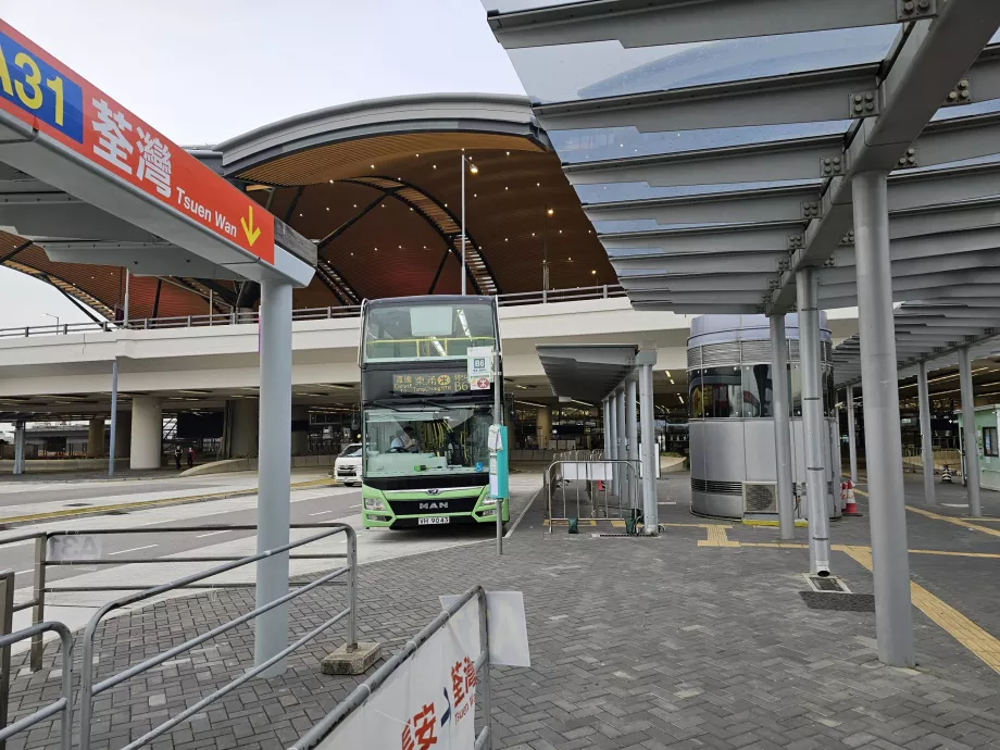 Busstoppested i retning af MTR Tung Chung