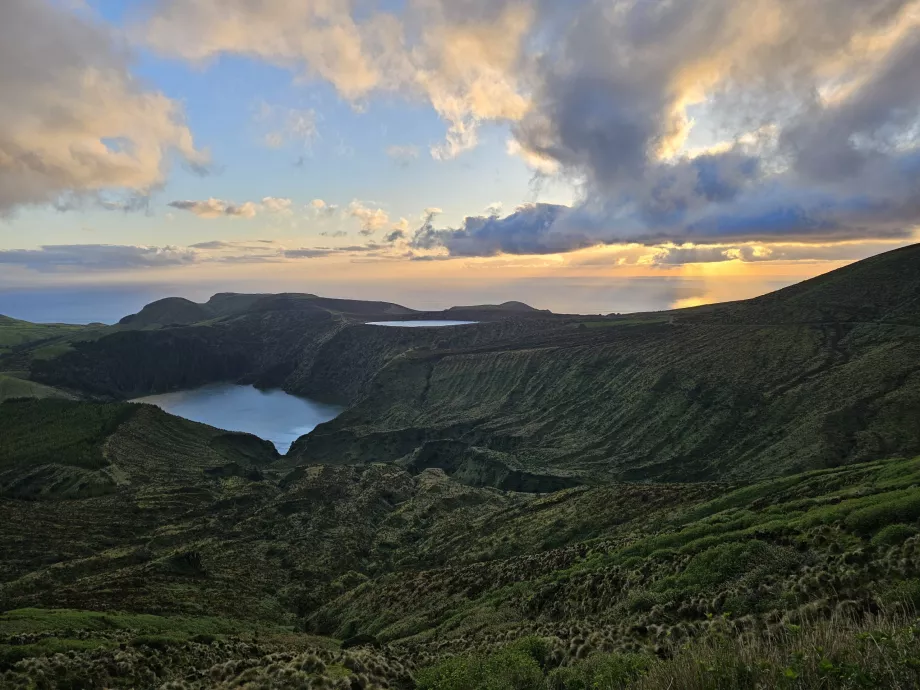 Miradouro Lagoas Funda e Rasa ved solnedgang