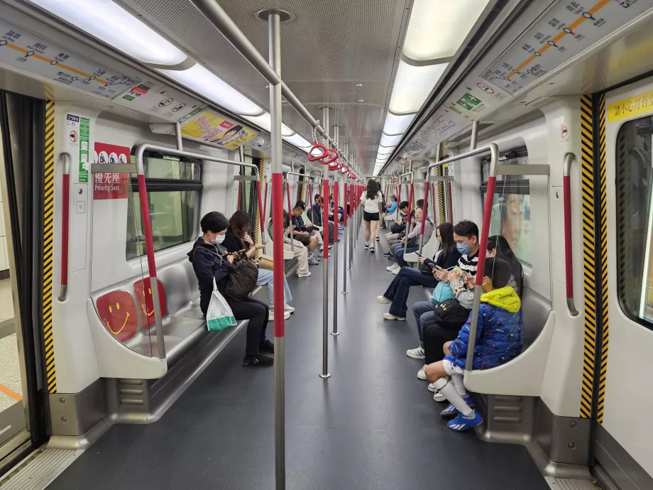 Interiør i Hongkongs metro