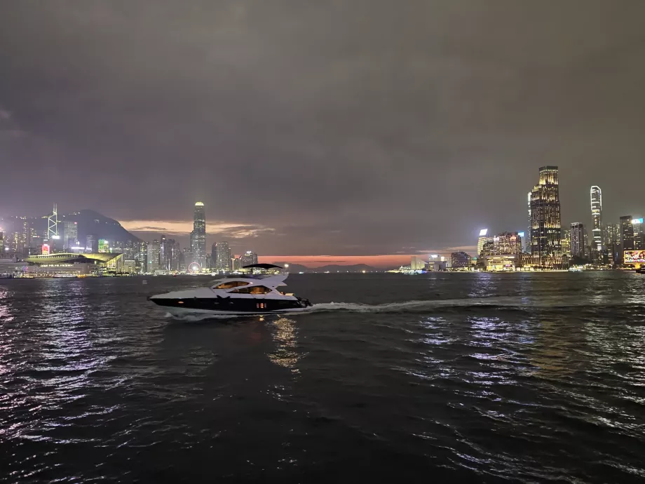 Udsigt over Victoria Harbour fra East Coast Park