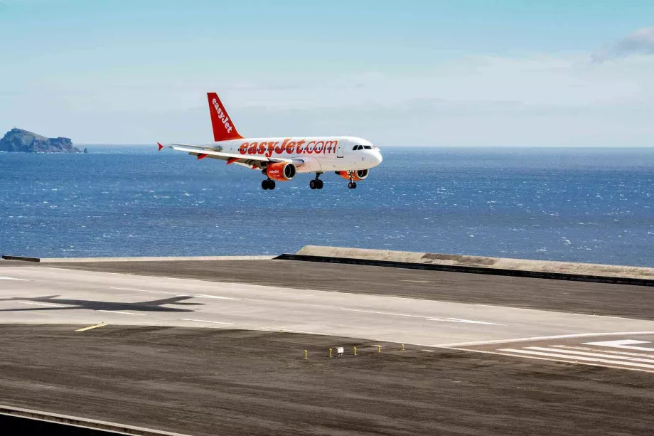 Madeira Lufthavn - Landing