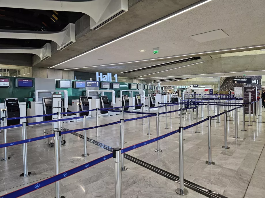 Main check-in etage, Terminal 1