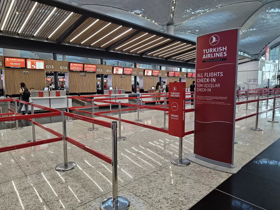 Check-in-skranker i Istanbul Lufthavn