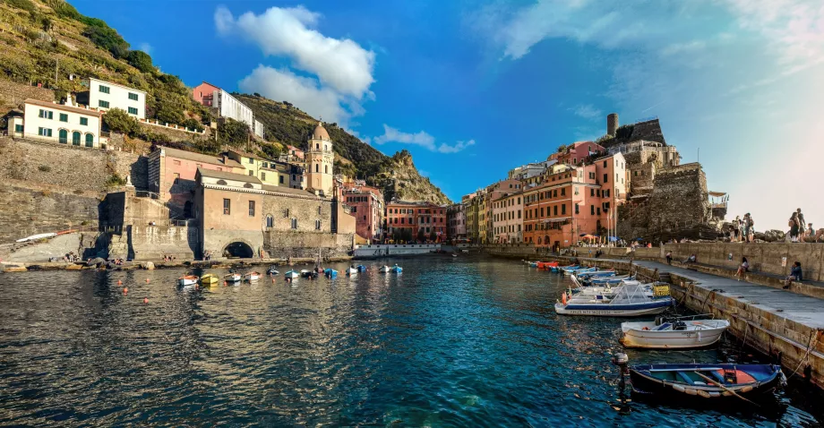 Vernazza fra havnen