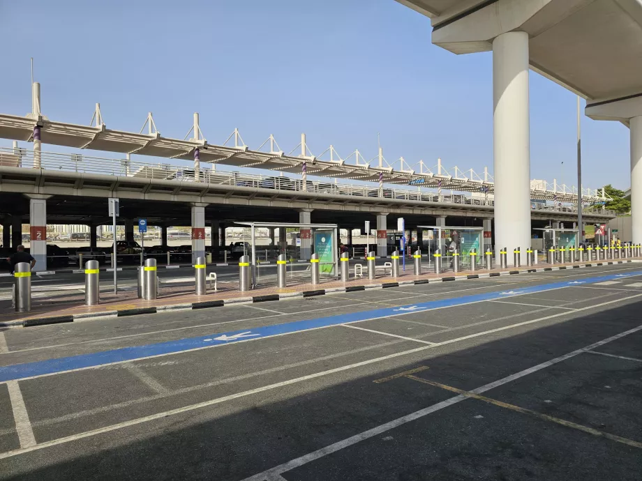 Busstoppesteder for offentlig transport, Terminal 1