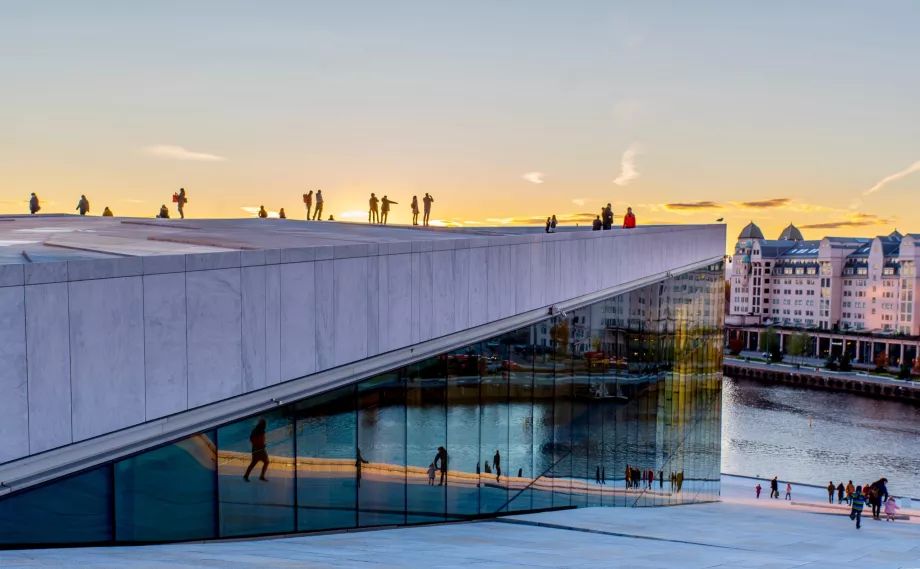 Solopgang fra operaen