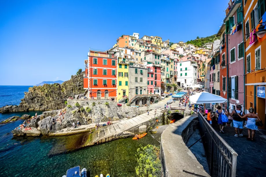 Riomaggiore fra havnen