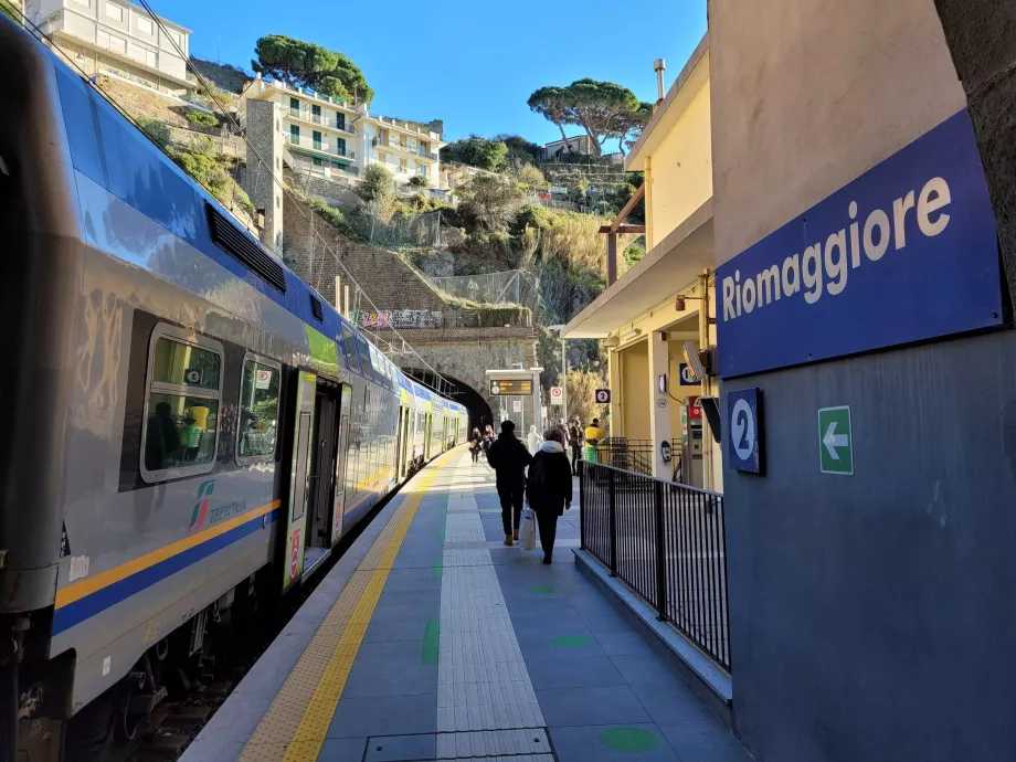 Riomaggiore togstation