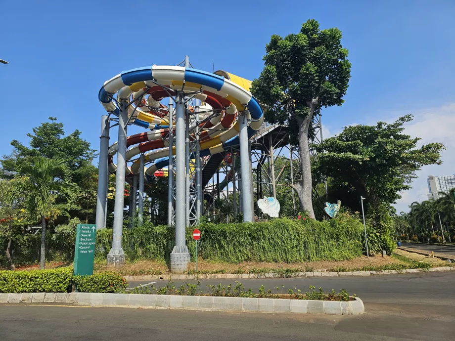 Rutschebaner i Ancol Park