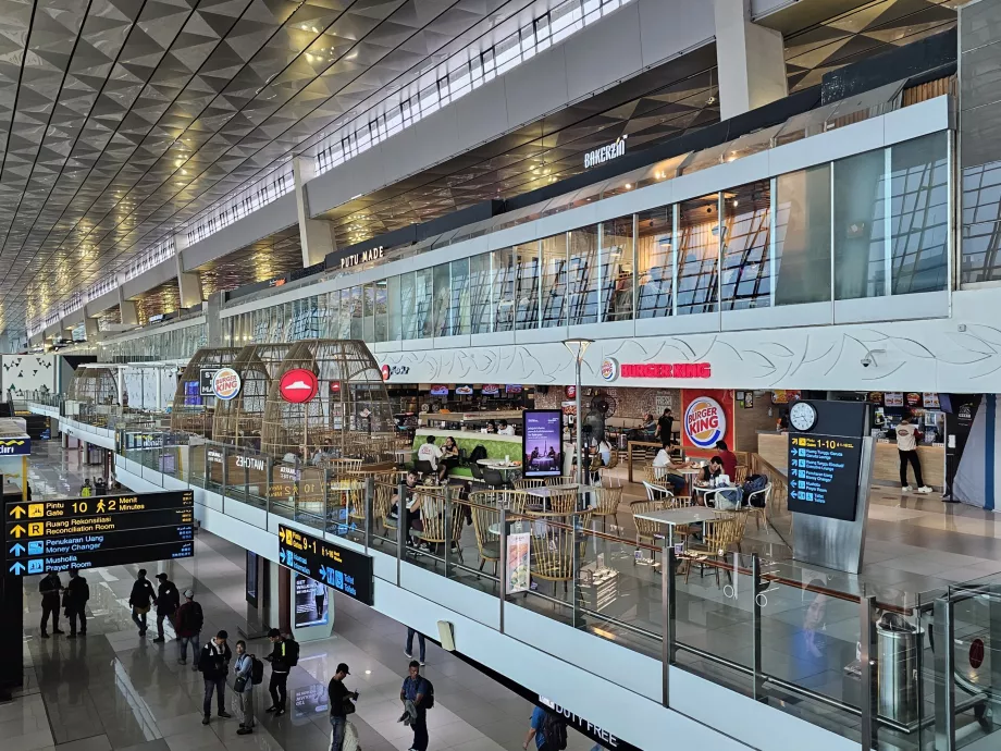 Restaurant i transitområdet, Terminal 3