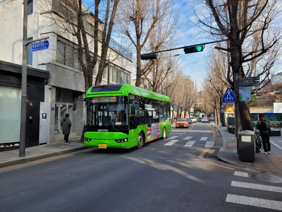 Grøn bus Seoul