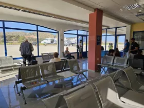Transitzone og enkelt gate, Leros lufthavn