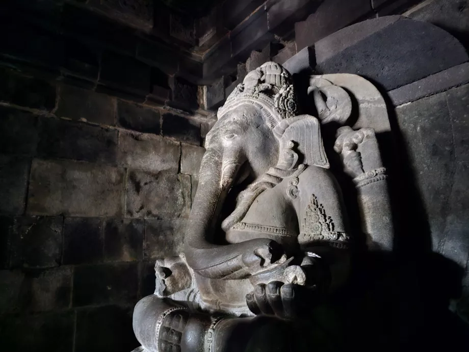 Prambanan, statue af Ganesha