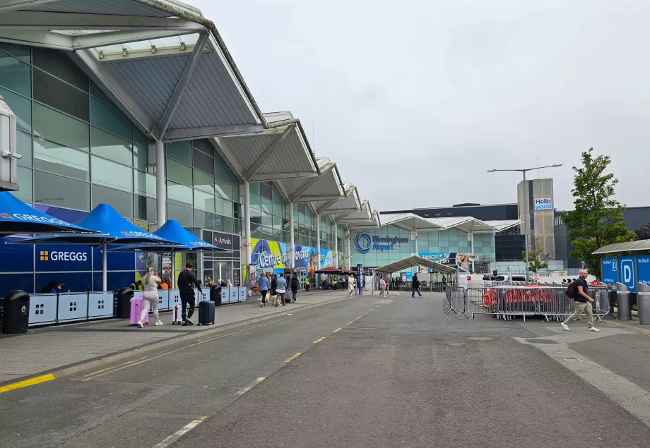 ankomst med lufthavn Birmingham