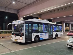 Shuttlebus mellem Don Mueang og Suvarnabhumi lufthavne