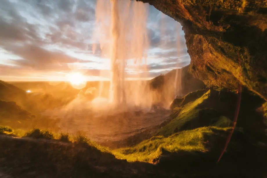 Solnedgang over Seljalandsfoss