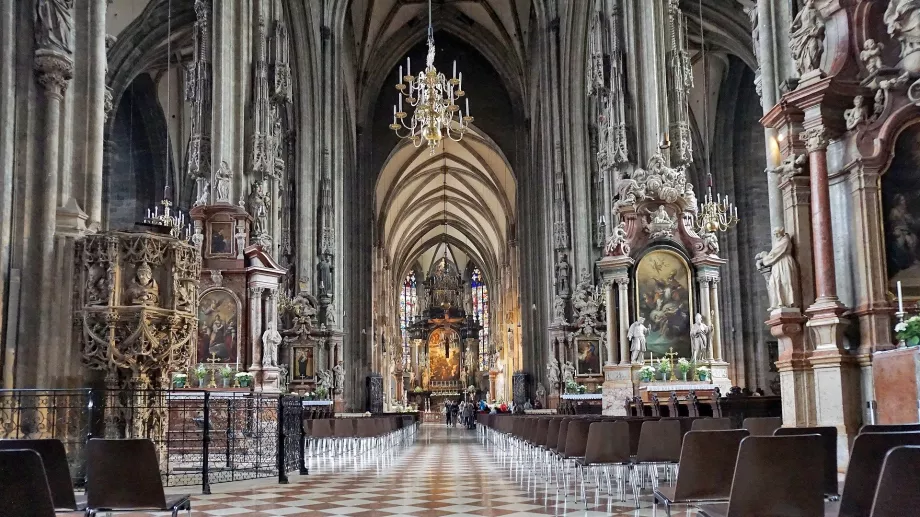 Stephansdom interiør