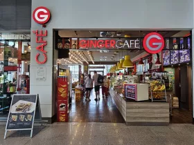 Ginger Café, offentlig del
