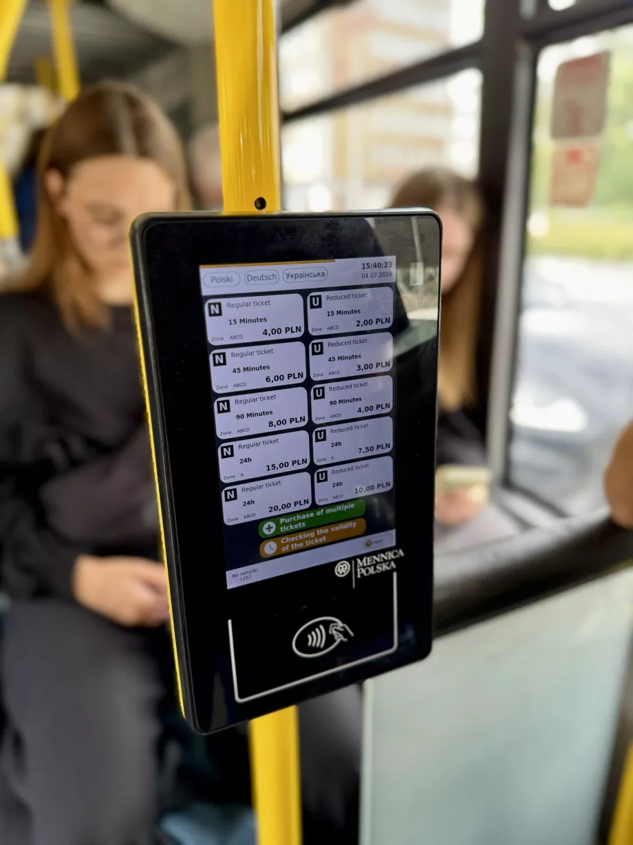 Terminal til at købe en billet på bussen