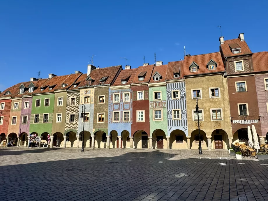 Farverige huse på Stary Rynek i Poznan