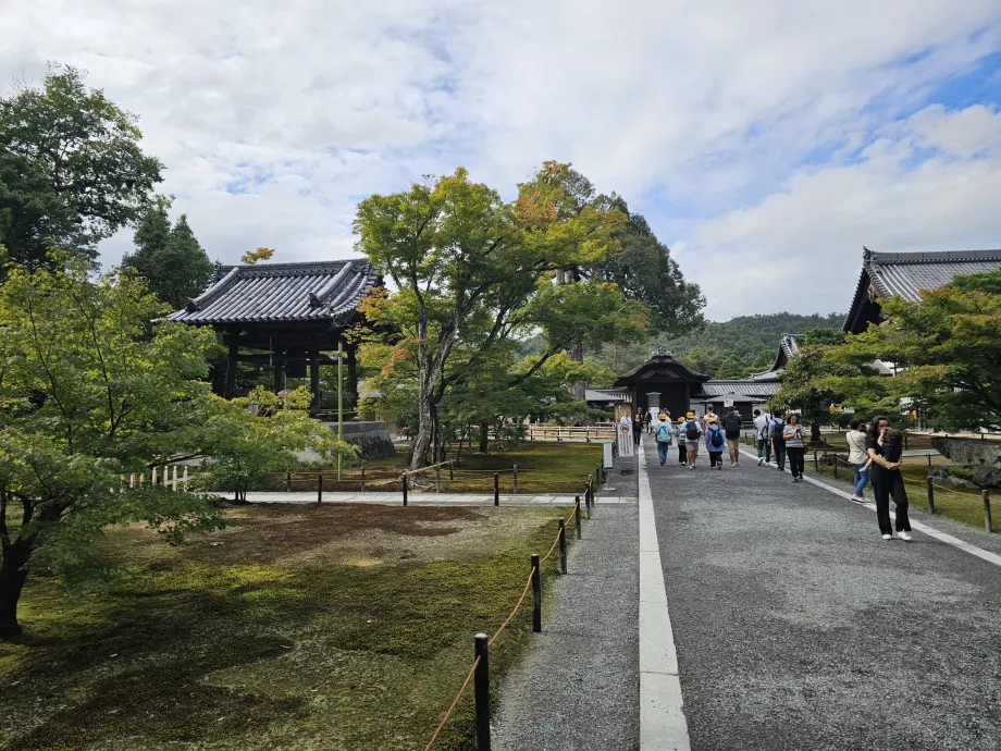 Indgang til Kinkakuji-templet