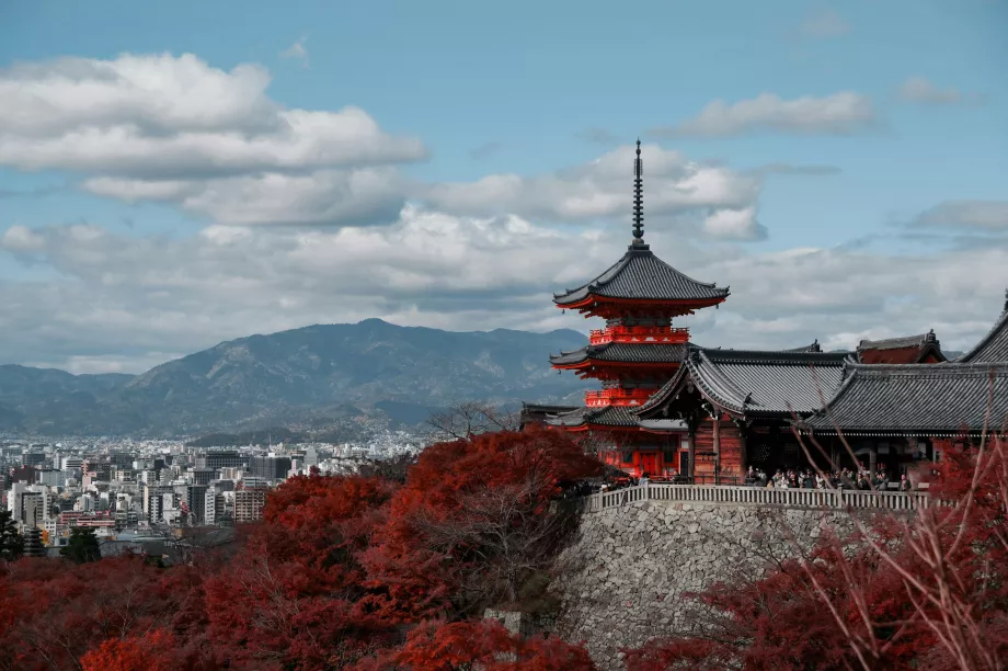 Kiyomizu-dera